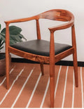 Silla de Comedor Tallada a Mano
